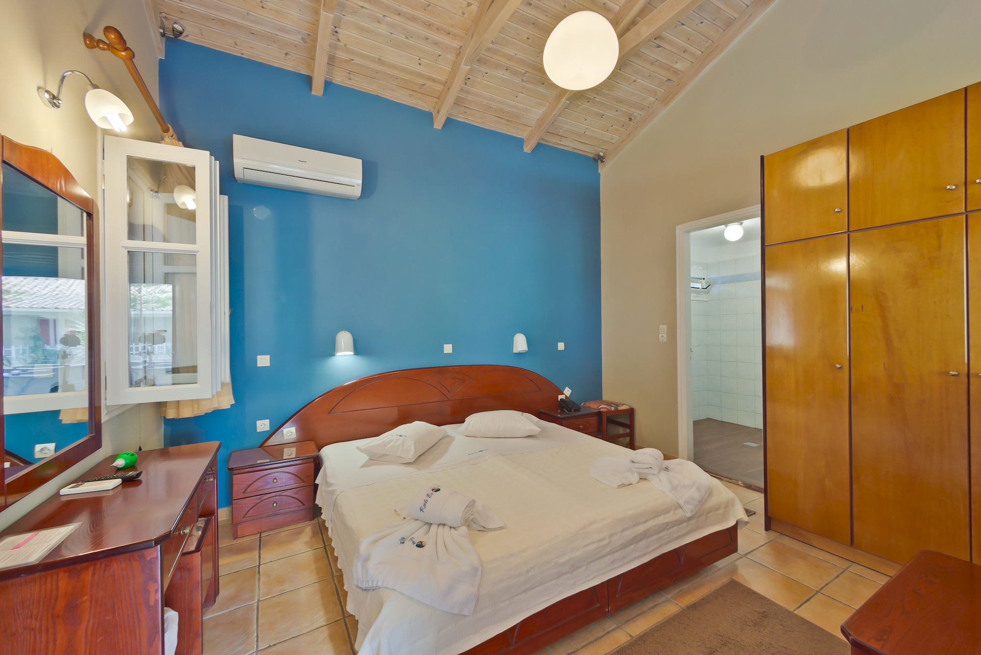 Rouda Bay Beach Hotel Mikros Gialos Bagian luar foto