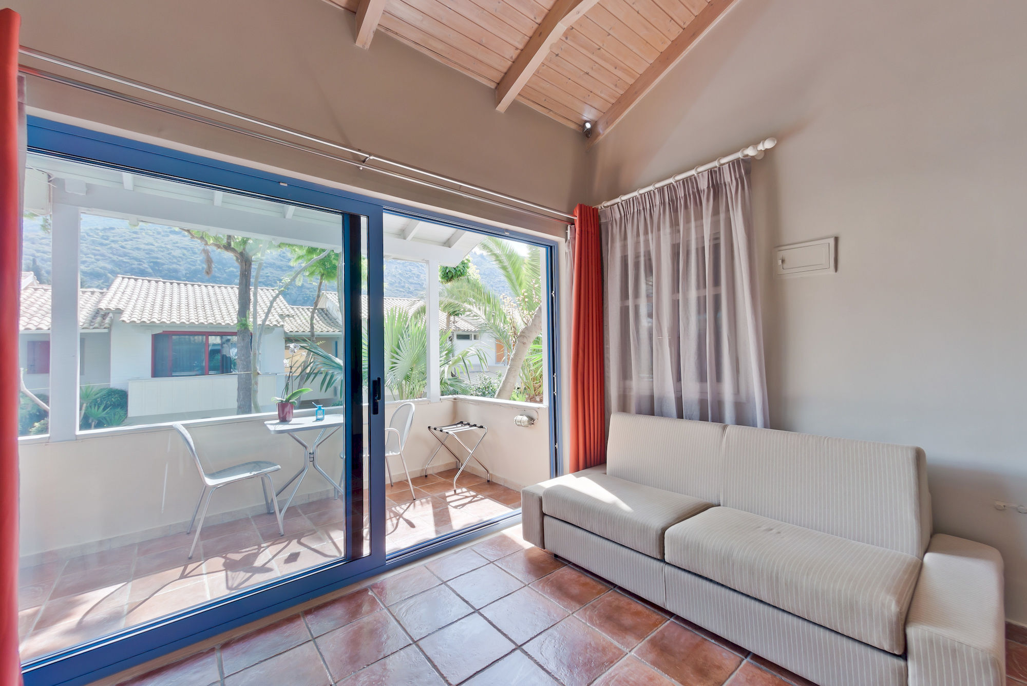 Rouda Bay Beach Hotel Mikros Gialos Bagian luar foto
