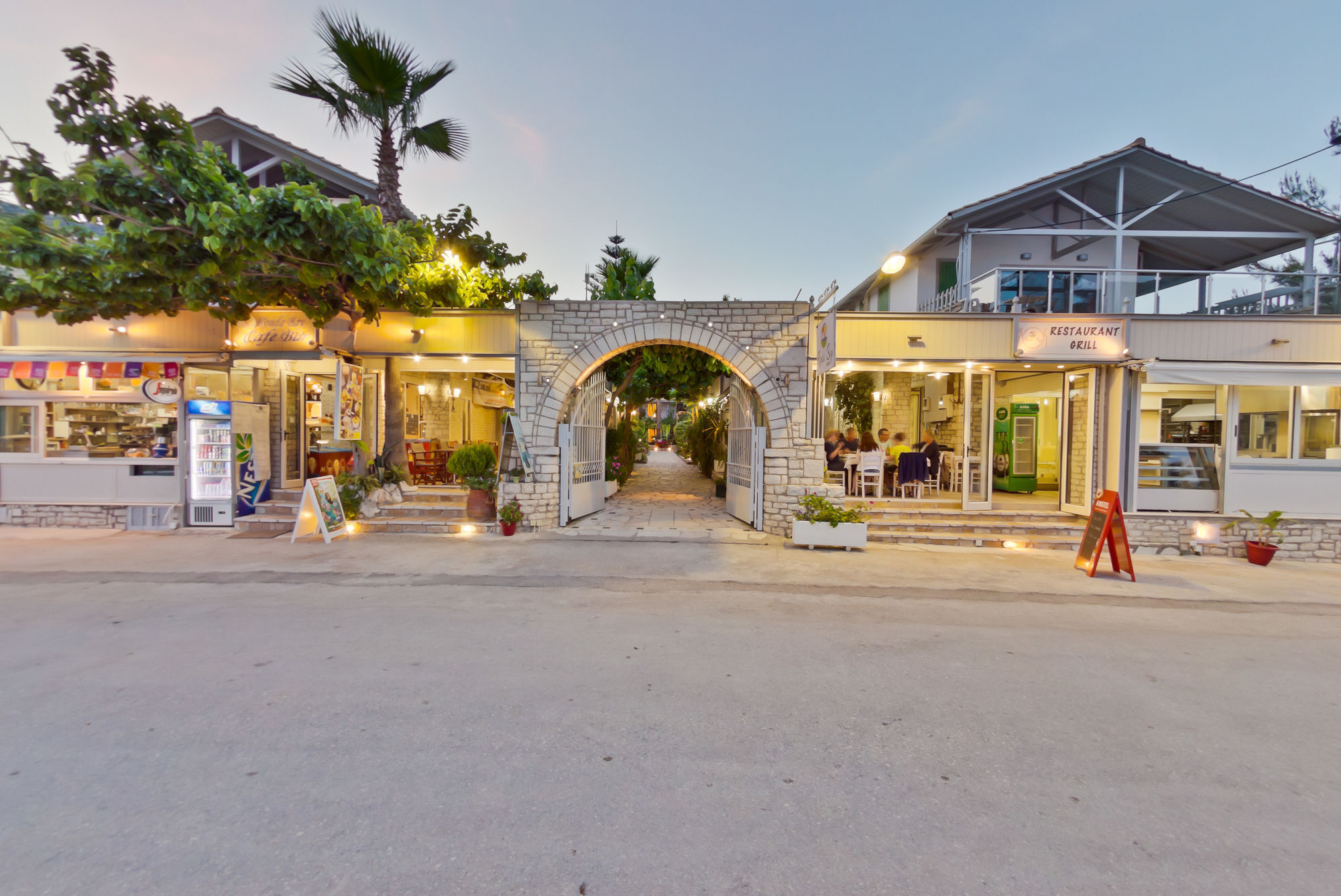 Rouda Bay Beach Hotel Mikros Gialos Bagian luar foto
