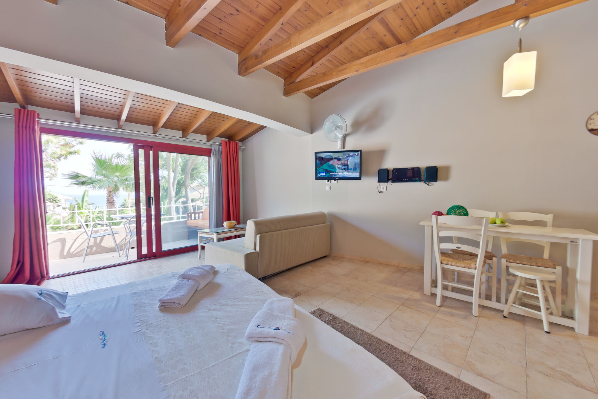 Rouda Bay Beach Hotel Mikros Gialos Bagian luar foto