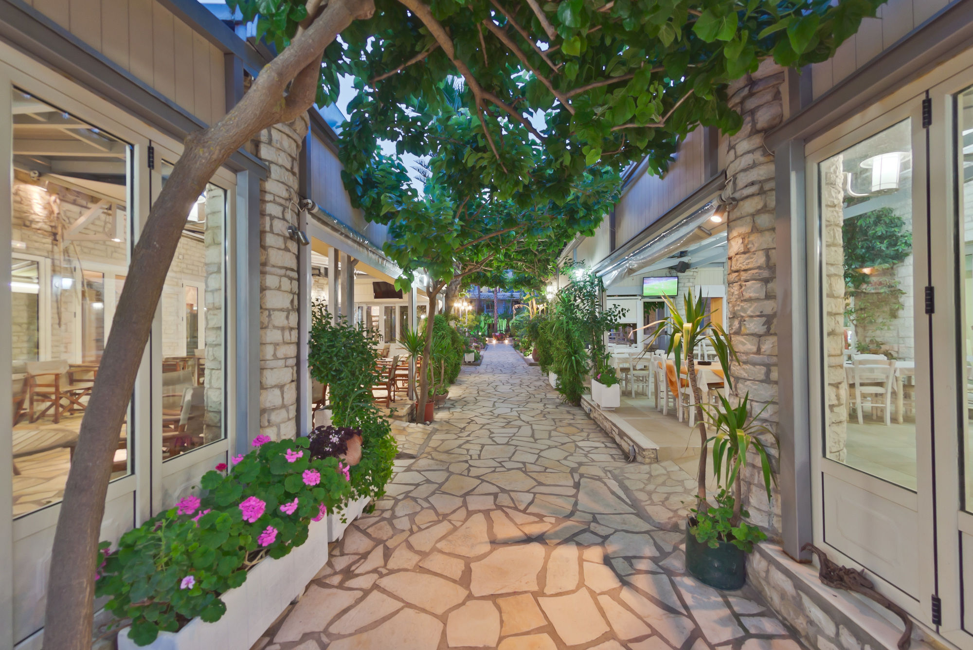 Rouda Bay Beach Hotel Mikros Gialos Bagian luar foto