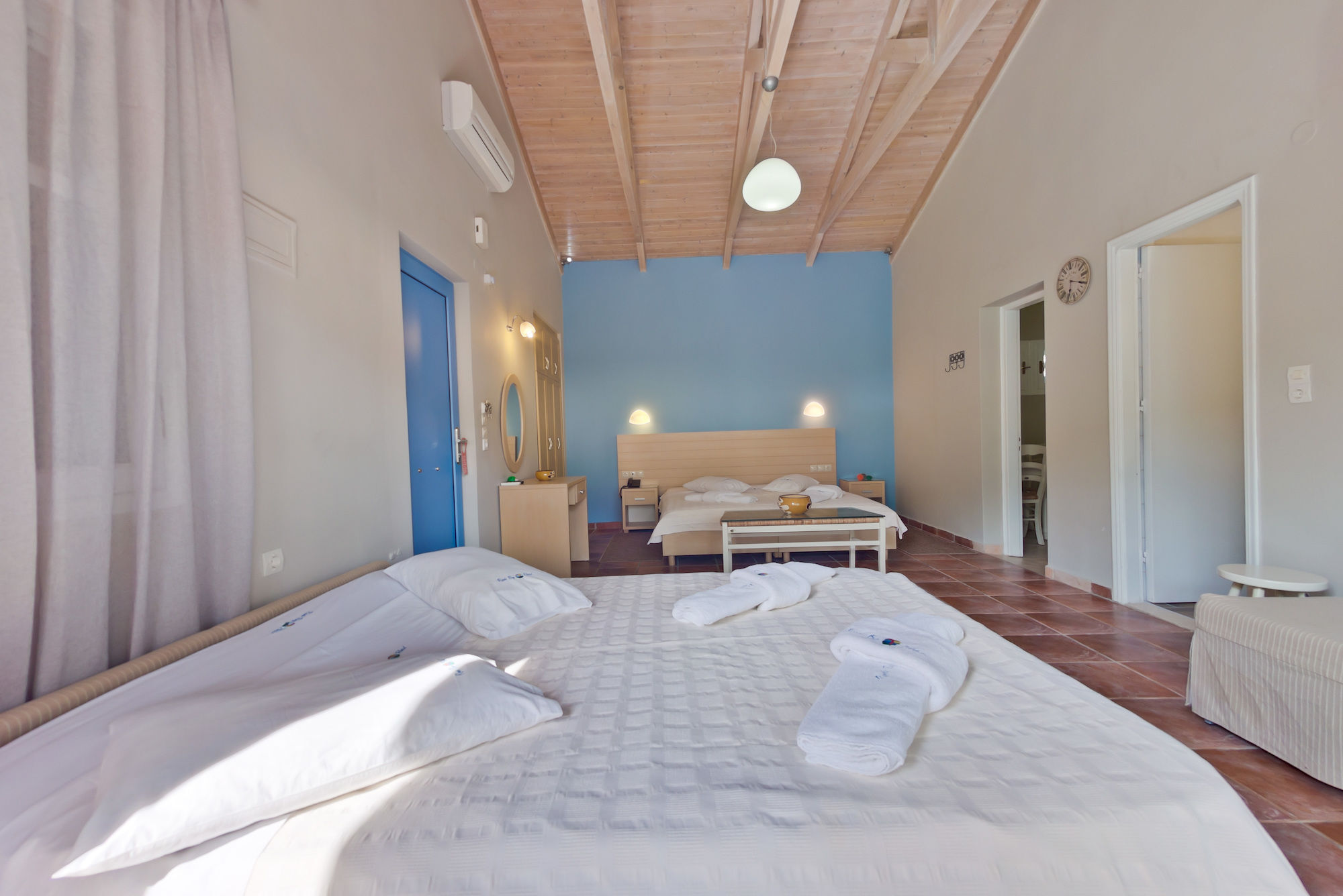 Rouda Bay Beach Hotel Mikros Gialos Bagian luar foto
